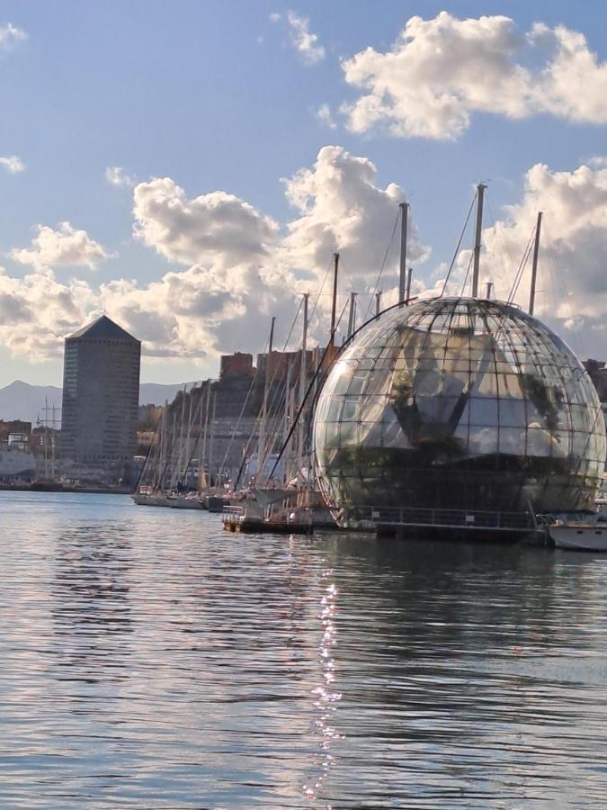 La Casa Sul Molo - Acquario Lägenhet Genua Exteriör bild
